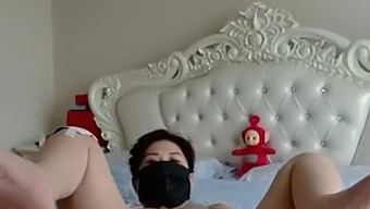 Older Asian Lady Seeks Sexual Encounter In Homemade Video