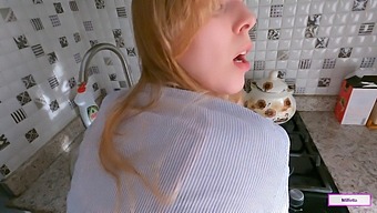 Brunette Stepmom'S Intimate Encounter With Young Man