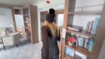 Amateur Blonde Gets A Big Cock In Her Mouth On A Cruise